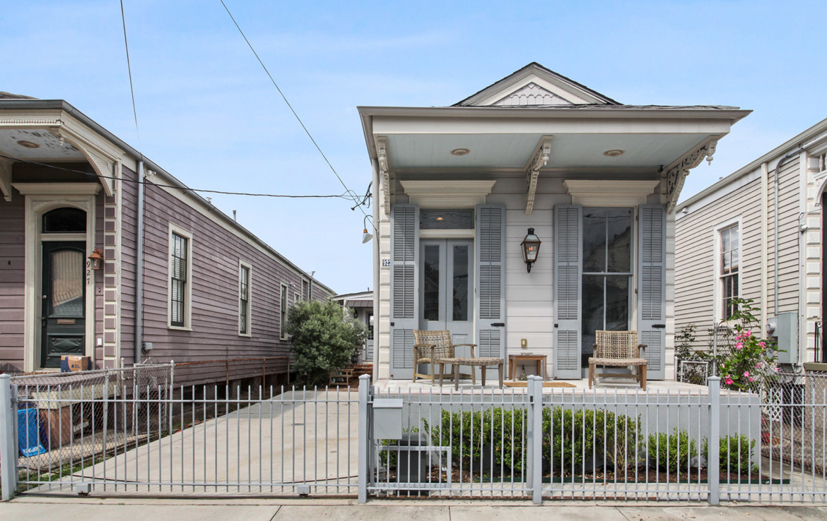 Front view of exterior of shotgun house