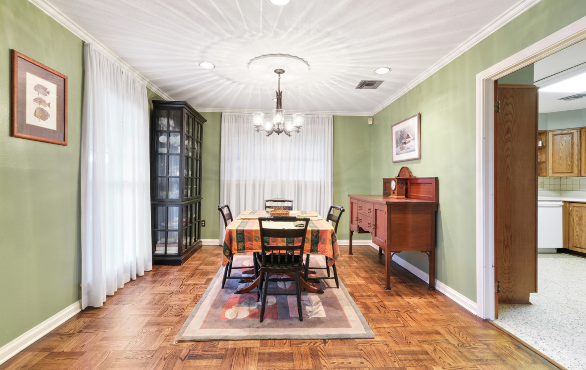 dining room with green walls