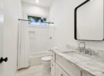 MLS-16-bathroom-single-vanity-tub-shower