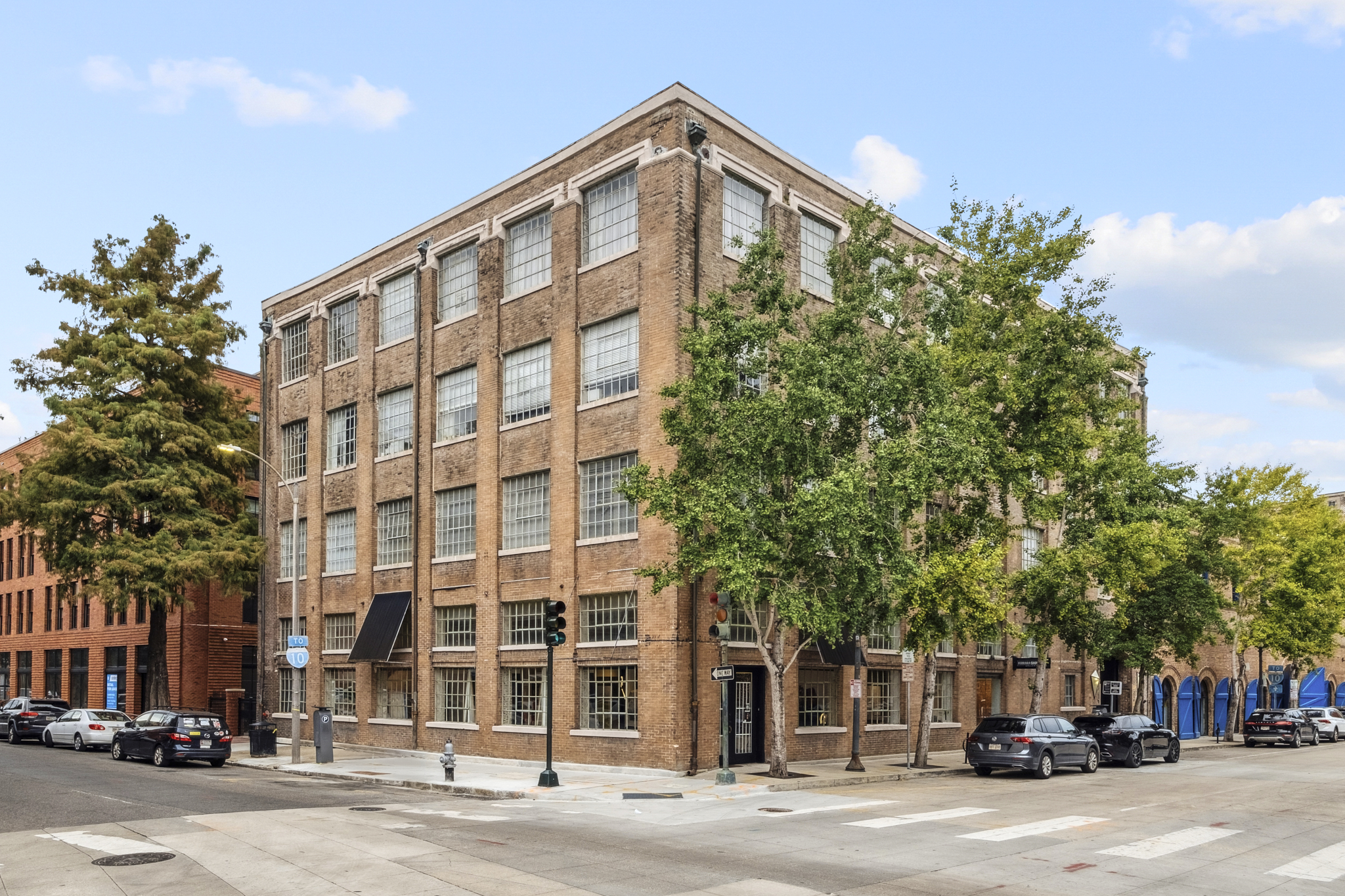402 Julia Street, Unit 401 | Witry Collective | New Orleans Real