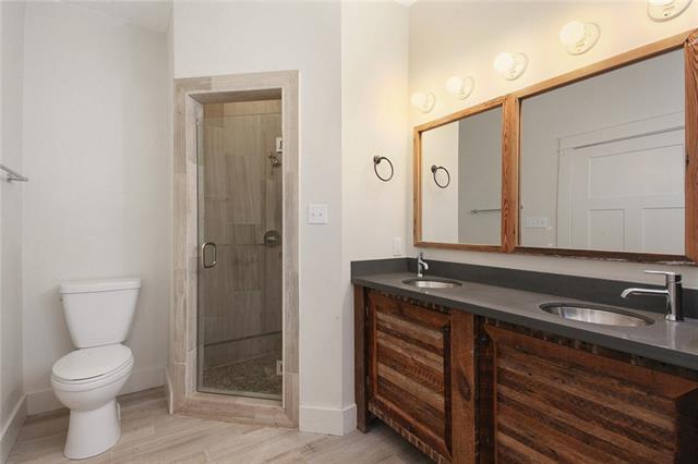 GetMedia-14-primary-shower