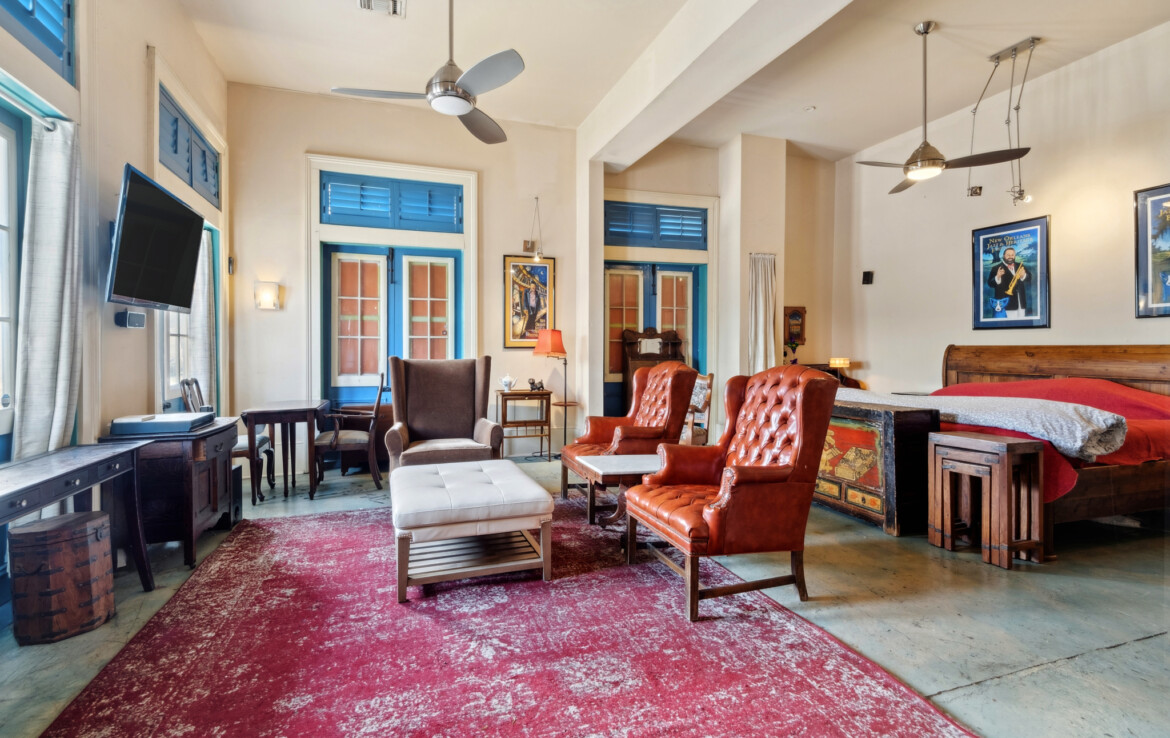 MLS-8-Living-room-open-concept-bedroom