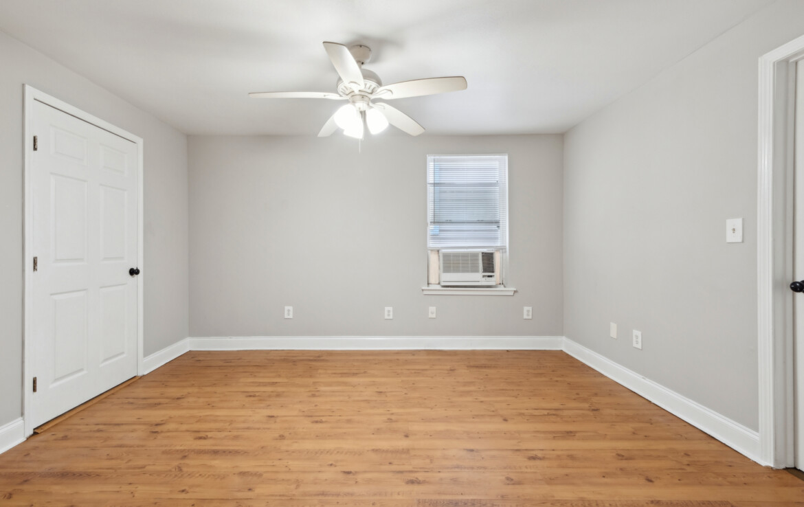 MLS-8-second-bedroom