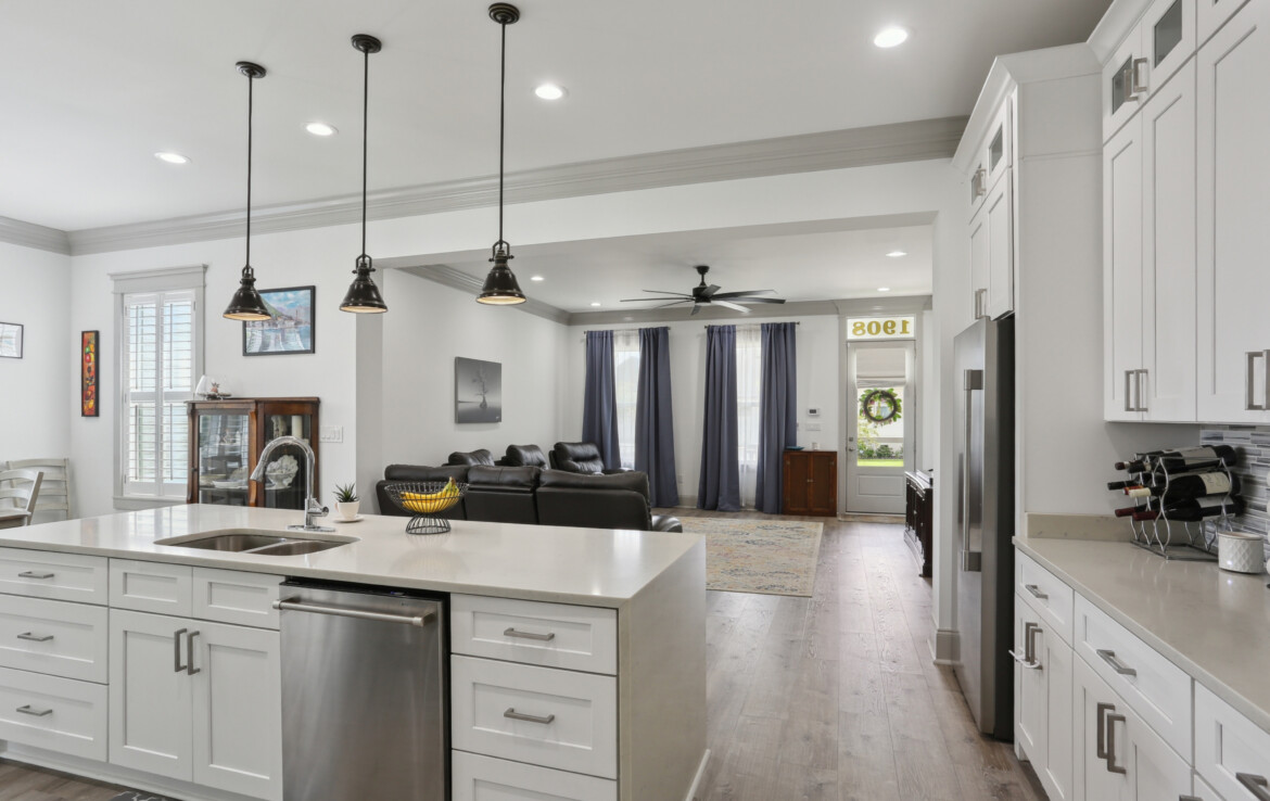 open kitchen, natural light, island